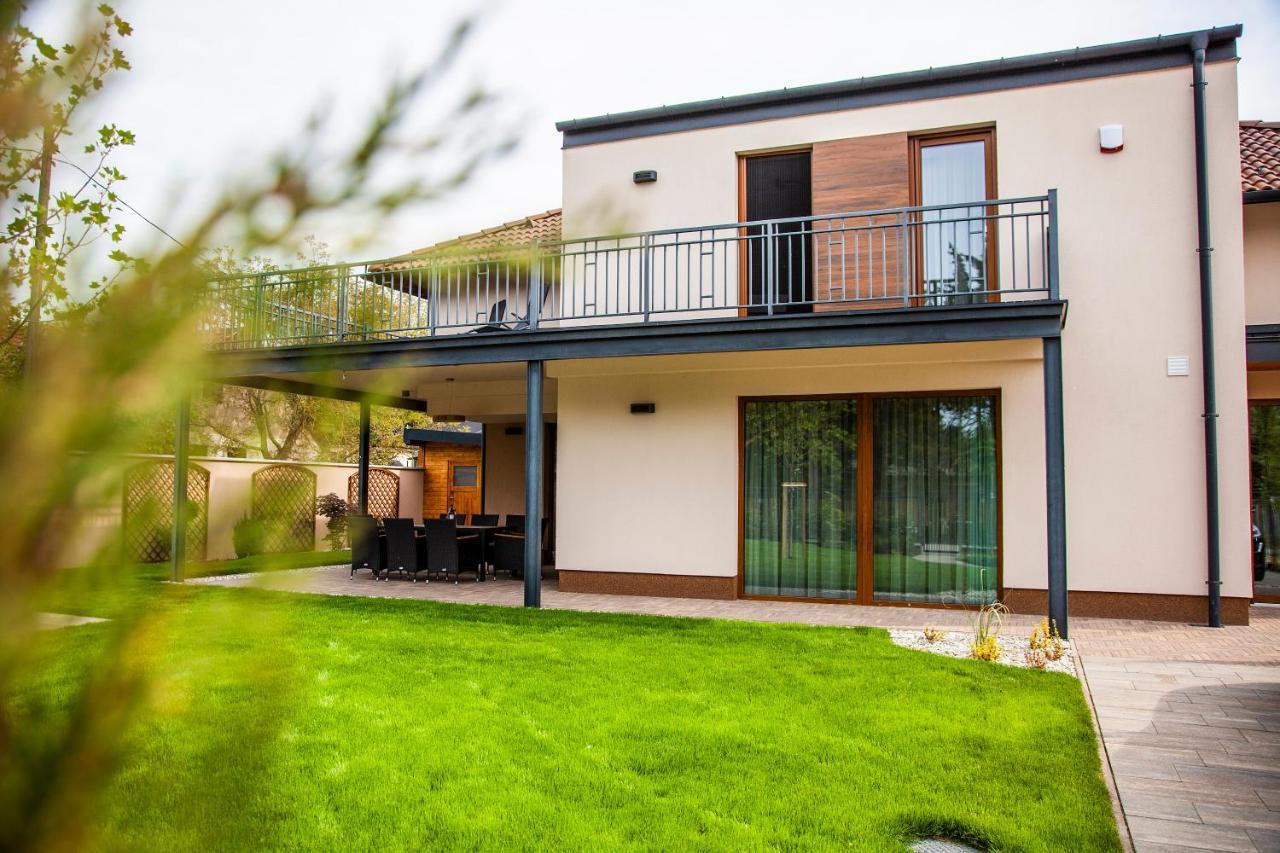 Villa Balaking Zamárdi Exterior foto